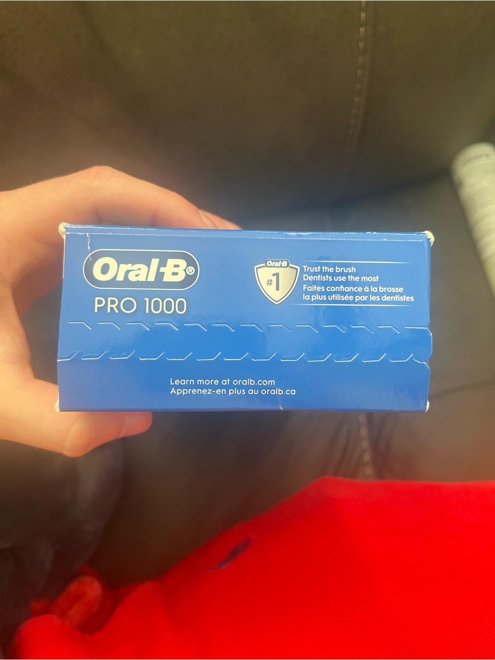 Oral-B Pro 1000 Rechargeable Toothbrush - White - Picture 5 of 6